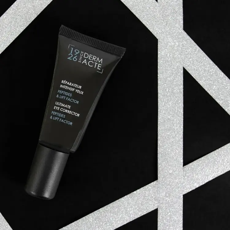 Derm Acte Восстанавливающий корректирующий уход для глаз с пептидами и лифтинг-фактором 15 мл